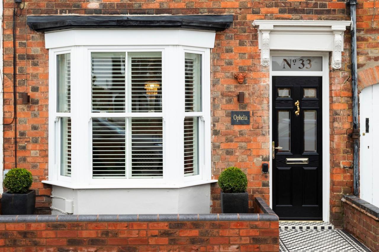 Luxe Stratford Townhouse Beautifully Renovated, Well Equipped, Sleeps 4, 2 Bathrooms, Free Parking - Minutes Walk To Town, Rsc & Pubs - Pet Friendly Exterior foto
